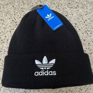Adidas men’s cuffed knit beanie